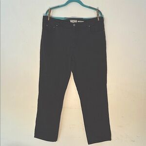 JONES NEW YORK Black Straight Leg Stretch Jeans with Shape Control size 18